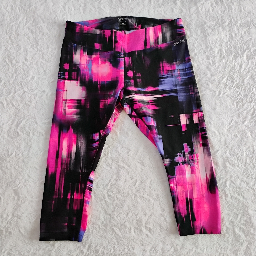 Calvin Klein Performance Abstract Print Capri Leggings